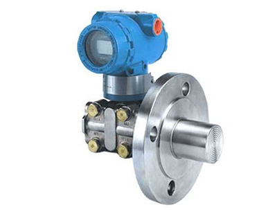 Plug-in type pressure transmitter